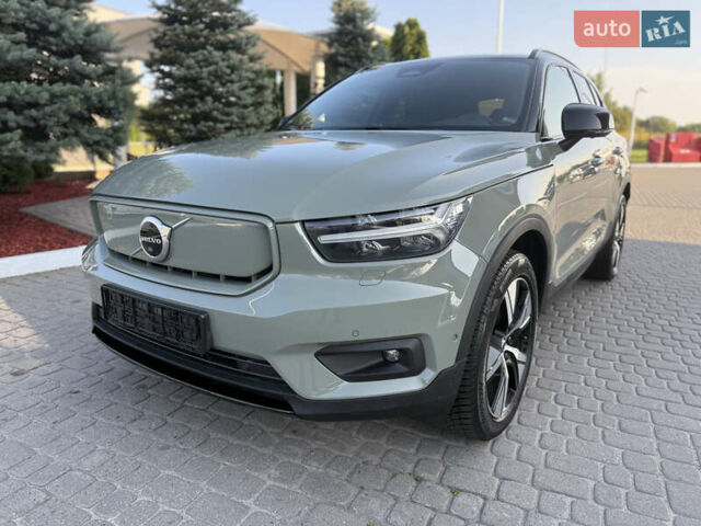 Зелений Вольво XC40, об'ємом двигуна 0 л та пробігом 32 тис. км за 30500 $, фото 7 на Automoto.ua