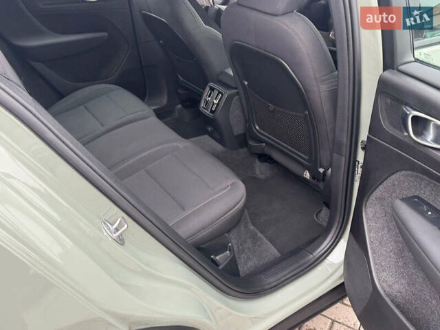 Зеленый Вольво XC40, объемом двигателя 0 л и пробегом 69 тыс. км за 23300 $, фото 23 на Automoto.ua