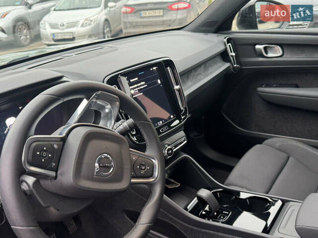 Зеленый Вольво XC40, объемом двигателя 0 л и пробегом 69 тыс. км за 23300 $, фото 26 на Automoto.ua