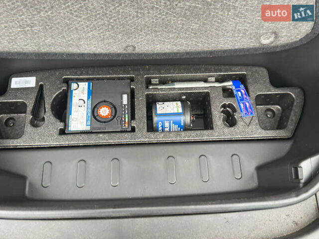 Зеленый Вольво XC40, объемом двигателя 0 л и пробегом 69 тыс. км за 23300 $, фото 16 на Automoto.ua