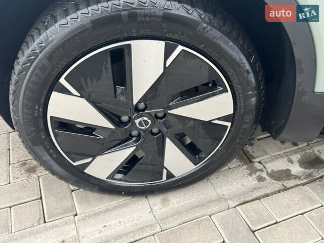 Зеленый Вольво XC40, объемом двигателя 0 л и пробегом 69 тыс. км за 23300 $, фото 10 на Automoto.ua