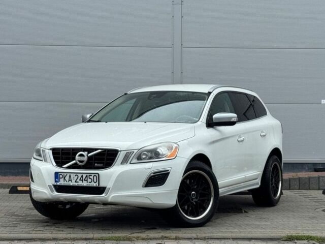 Белый Вольво ХС60, объемом двигателя 2.4 л и пробегом 230 тыс. км за 4300 $, фото 3 на Automoto.ua