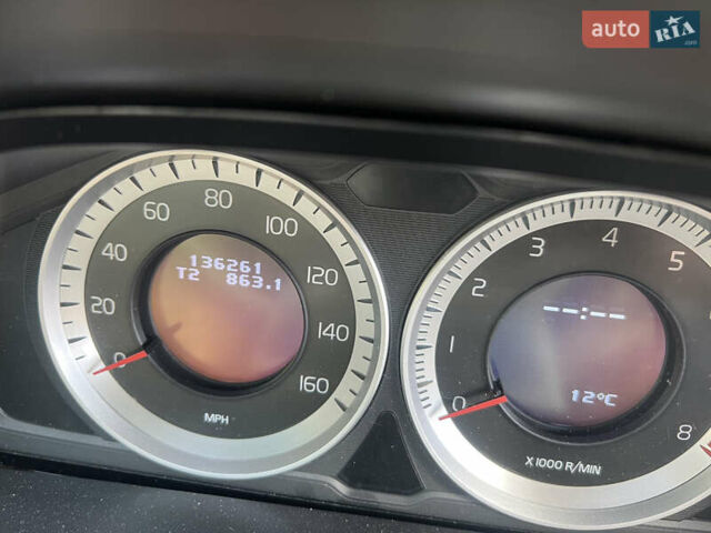 Белый Вольво ХС60, объемом двигателя 3.2 л и пробегом 222 тыс. км за 8500 $, фото 12 на Automoto.ua