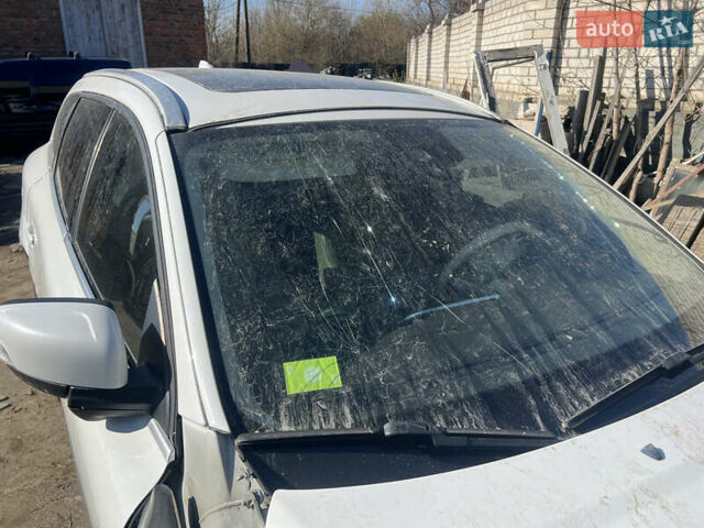 Белый Вольво ХС60, объемом двигателя 3.2 л и пробегом 222 тыс. км за 8500 $, фото 11 на Automoto.ua