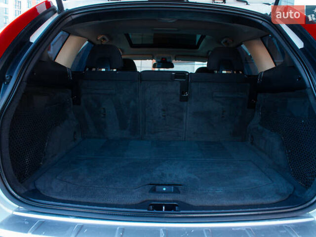 Белый Вольво ХС60, объемом двигателя 2.4 л и пробегом 215 тыс. км за 15200 $, фото 10 на Automoto.ua