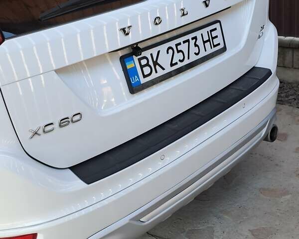 Білий Вольво ХС60, об'ємом двигуна 2.4 л та пробігом 222 тис. км за 14600 $, фото 8 на Automoto.ua