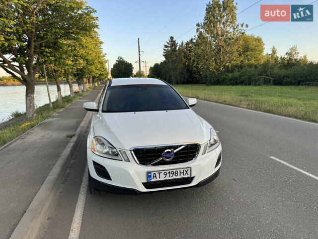 Белый Вольво ХС60, объемом двигателя 1.98 л и пробегом 231 тыс. км за 12500 $, фото 9 на Automoto.ua