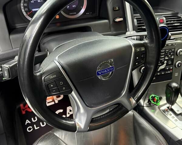 Белый Вольво ХС60, объемом двигателя 2.4 л и пробегом 160 тыс. км за 15900 $, фото 17 на Automoto.ua