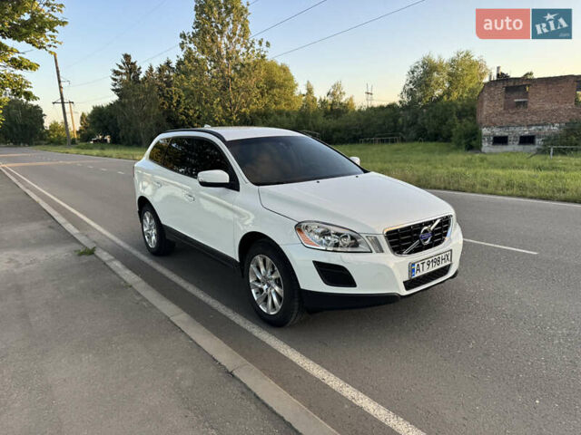 Белый Вольво ХС60, объемом двигателя 1.98 л и пробегом 231 тыс. км за 12500 $, фото 8 на Automoto.ua