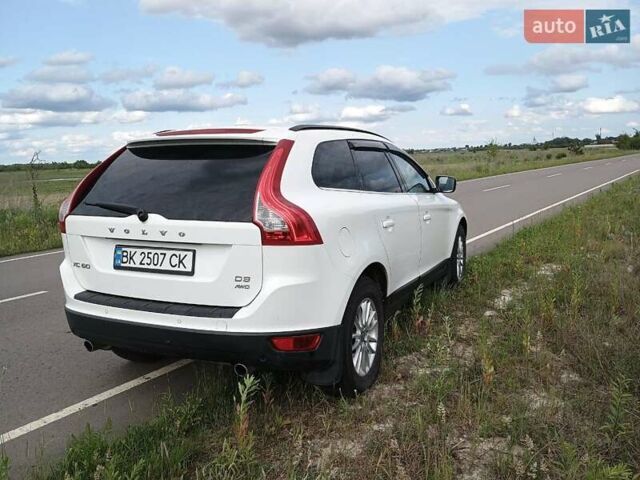 Белый Вольво ХС60, объемом двигателя 2.4 л и пробегом 204 тыс. км за 15200 $, фото 13 на Automoto.ua