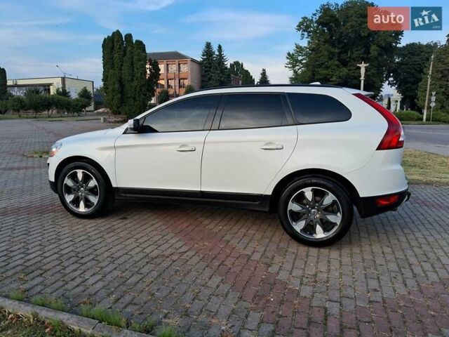 Білий Вольво ХС60, об'ємом двигуна 1.98 л та пробігом 206 тис. км за 15100 $, фото 9 на Automoto.ua