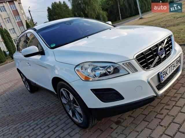 Білий Вольво ХС60, об'ємом двигуна 1.98 л та пробігом 206 тис. км за 15100 $, фото 15 на Automoto.ua