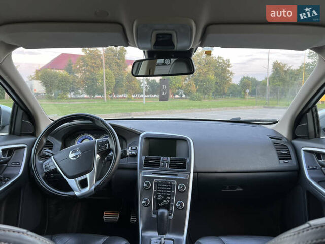 Белый Вольво ХС60, объемом двигателя 2.4 л и пробегом 239 тыс. км за 15250 $, фото 41 на Automoto.ua