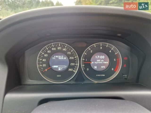 Белый Вольво ХС60, объемом двигателя 1.98 л и пробегом 193 тыс. км за 16500 $, фото 19 на Automoto.ua