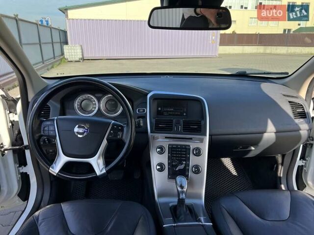 Белый Вольво ХС60, объемом двигателя 2.4 л и пробегом 240 тыс. км за 13999 $, фото 31 на Automoto.ua