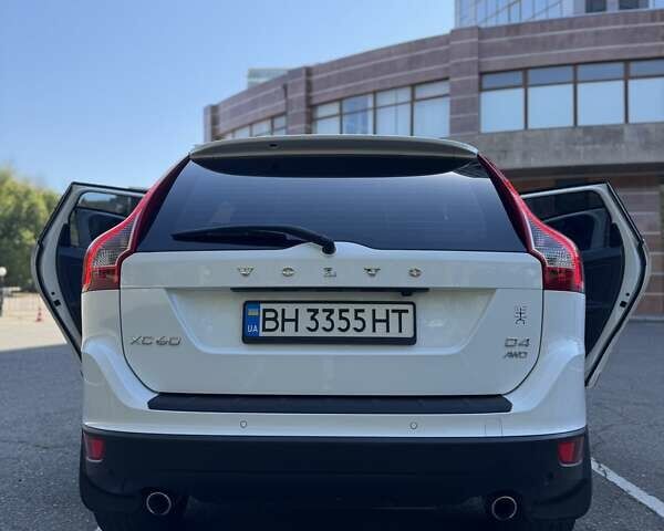 Белый Вольво ХС60, объемом двигателя 2.4 л и пробегом 164 тыс. км за 17000 $, фото 12 на Automoto.ua