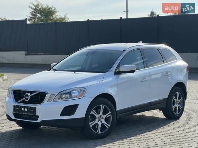 Белый Вольво ХС60, объемом двигателя 2.4 л и пробегом 240 тыс. км за 13999 $, фото 10 на Automoto.ua