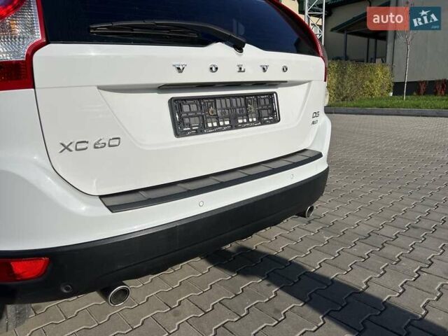 Белый Вольво ХС60, объемом двигателя 2.4 л и пробегом 240 тыс. км за 13999 $, фото 28 на Automoto.ua