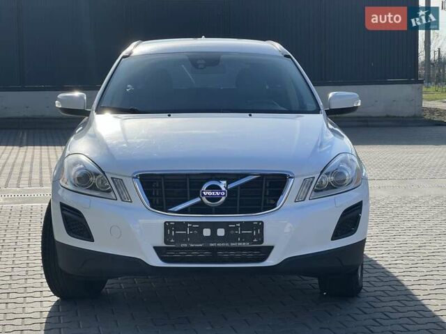 Белый Вольво ХС60, объемом двигателя 2.4 л и пробегом 240 тыс. км за 13999 $, фото 15 на Automoto.ua