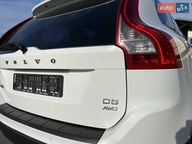 Белый Вольво ХС60, объемом двигателя 2.4 л и пробегом 240 тыс. км за 13999 $, фото 26 на Automoto.ua