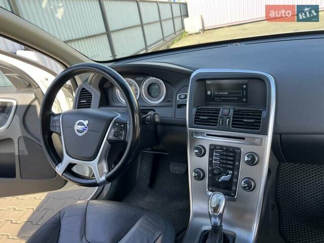 Белый Вольво ХС60, объемом двигателя 2.4 л и пробегом 240 тыс. км за 13999 $, фото 37 на Automoto.ua