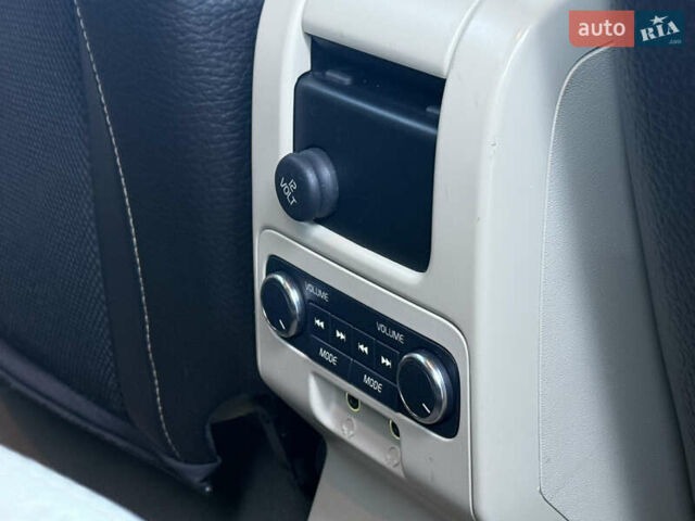 Білий Вольво ХС60, об'ємом двигуна 2.4 л та пробігом 157 тис. км за 15999 $, фото 43 на Automoto.ua
