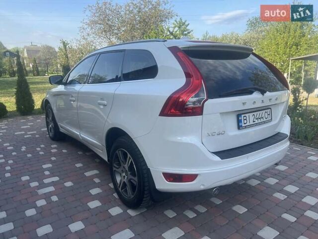 Білий Вольво ХС60, об'ємом двигуна 2.4 л та пробігом 149 тис. км за 19000 $, фото 4 на Automoto.ua