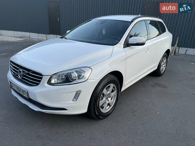 Белый Вольво ХС60, объемом двигателя 1.98 л и пробегом 480 тыс. км за 9350 $, фото 4 на Automoto.ua