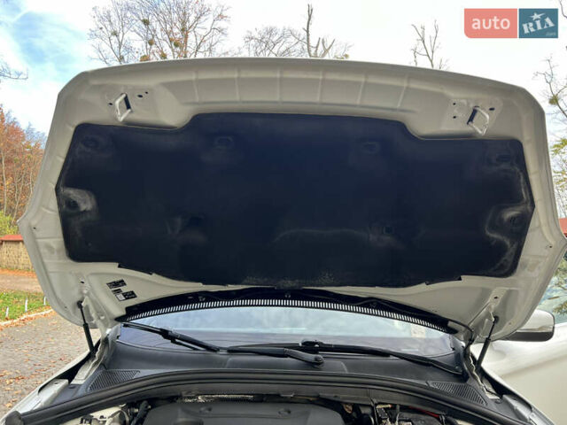 Белый Вольво ХС60, объемом двигателя 2 л и пробегом 238 тыс. км за 17500 $, фото 57 на Automoto.ua