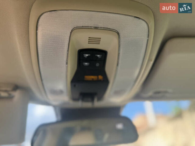 Білий Вольво ХС60, об'ємом двигуна 3 л та пробігом 202 тис. км за 14200 $, фото 25 на Automoto.ua