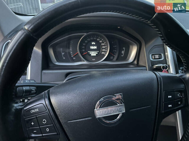 Белый Вольво ХС60, объемом двигателя 1.98 л и пробегом 480 тыс. км за 9350 $, фото 22 на Automoto.ua