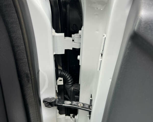 Белый Вольво ХС60, объемом двигателя 2 л и пробегом 238 тыс. км за 17500 $, фото 38 на Automoto.ua