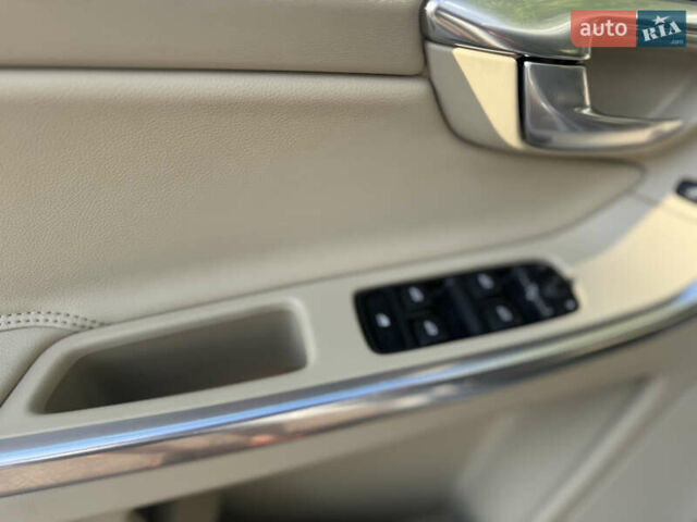 Білий Вольво ХС60, об'ємом двигуна 3 л та пробігом 202 тис. км за 14200 $, фото 28 на Automoto.ua
