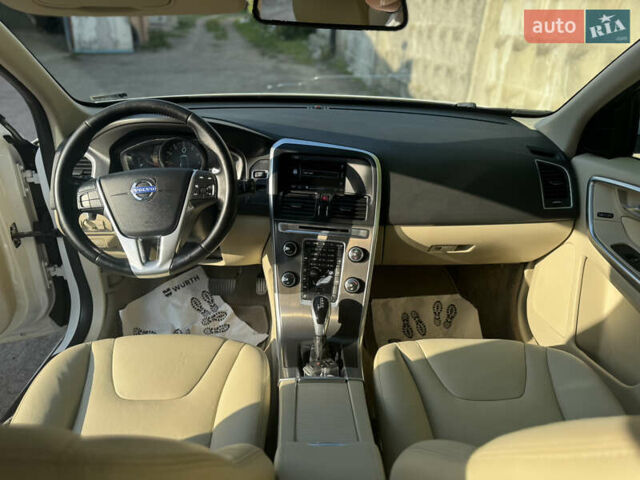 Білий Вольво ХС60, об'ємом двигуна 3 л та пробігом 202 тис. км за 14200 $, фото 19 на Automoto.ua