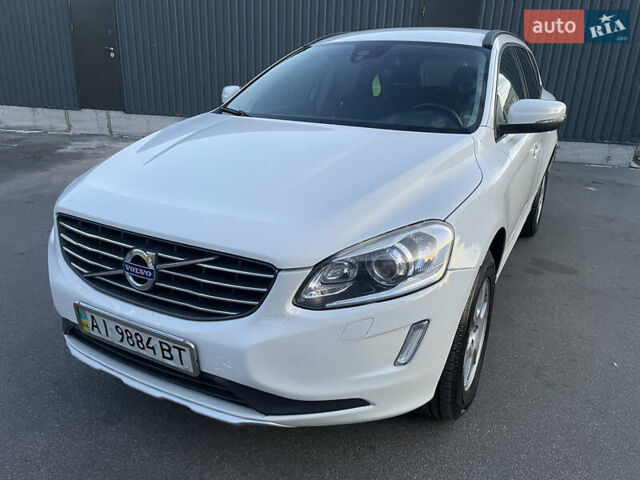 Белый Вольво ХС60, объемом двигателя 1.98 л и пробегом 480 тыс. км за 9350 $, фото 5 на Automoto.ua