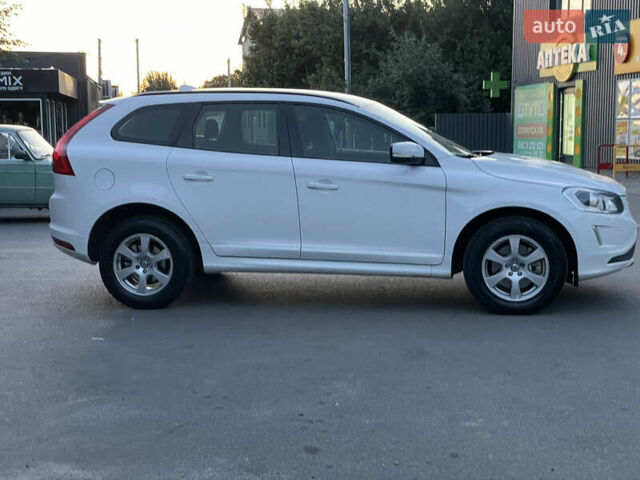 Белый Вольво ХС60, объемом двигателя 1.98 л и пробегом 480 тыс. км за 9350 $, фото 13 на Automoto.ua