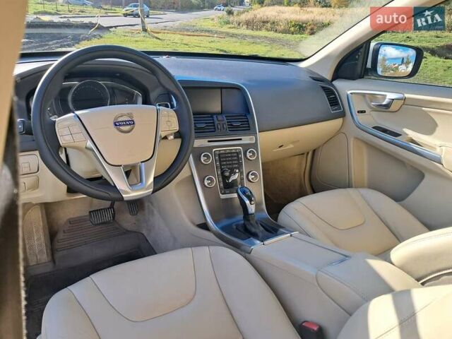 Білий Вольво ХС60, об'ємом двигуна 3 л та пробігом 190 тис. км за 14500 $, фото 10 на Automoto.ua