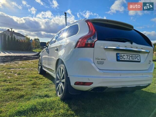 Білий Вольво ХС60, об'ємом двигуна 3 л та пробігом 190 тис. км за 14500 $, фото 3 на Automoto.ua