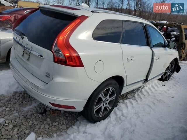 Белый Вольво ХС60, объемом двигателя 2.95 л и пробегом 59 тыс. км за 3000 $, фото 2 на Automoto.ua