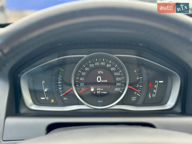 Белый Вольво ХС60, объемом двигателя 2.4 л и пробегом 244 тыс. км за 18500 $, фото 12 на Automoto.ua