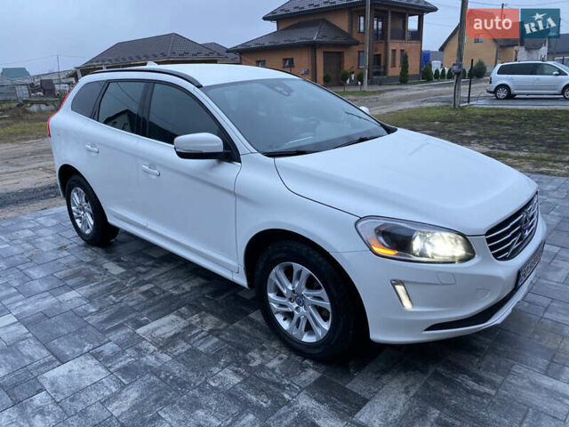 Белый Вольво ХС60, объемом двигателя 2 л и пробегом 310 тыс. км за 17700 $, фото 31 на Automoto.ua