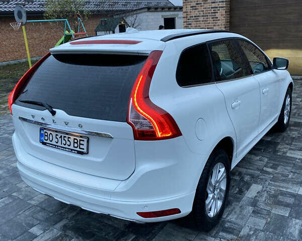 Белый Вольво ХС60, объемом двигателя 2 л и пробегом 310 тыс. км за 17700 $, фото 27 на Automoto.ua