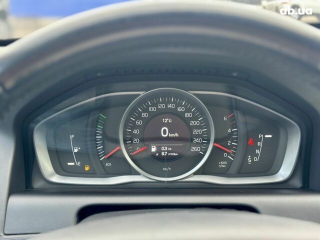 Белый Вольво ХС60, объемом двигателя 2.4 л и пробегом 244 тыс. км за 18500 $, фото 12 на Automoto.ua