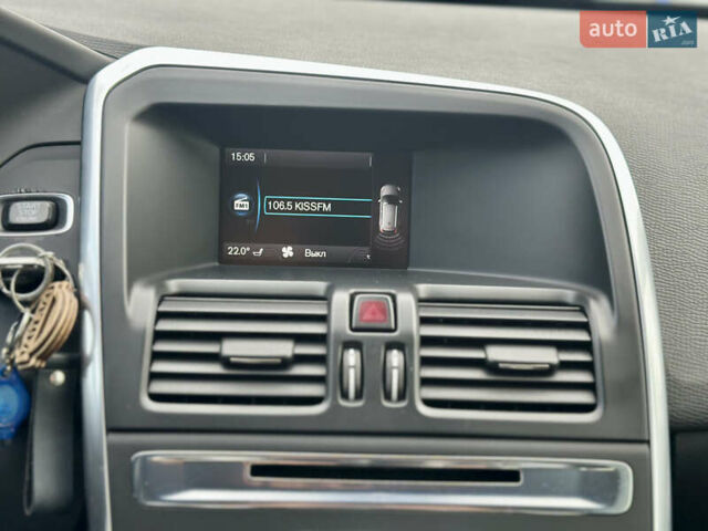 Белый Вольво ХС60, объемом двигателя 2.4 л и пробегом 244 тыс. км за 18500 $, фото 13 на Automoto.ua