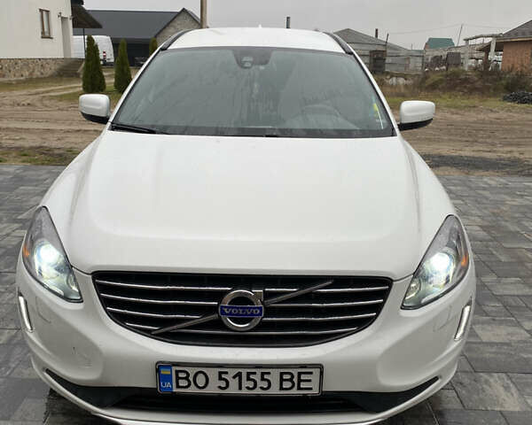 Белый Вольво ХС60, объемом двигателя 2 л и пробегом 310 тыс. км за 17700 $, фото 20 на Automoto.ua