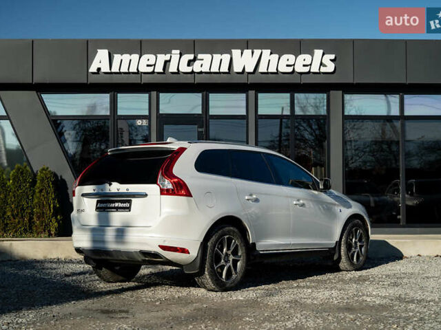 Білий Вольво ХС60, об'ємом двигуна 2.4 л та пробігом 110 тис. км за 23900 $, фото 4 на Automoto.ua