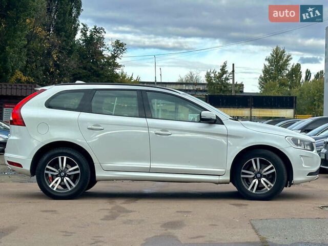 Белый Вольво ХС60, объемом двигателя 2.4 л и пробегом 244 тыс. км за 18500 $, фото 5 на Automoto.ua