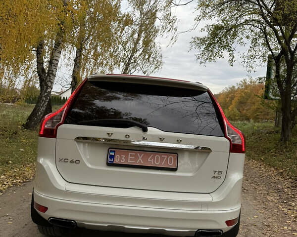 Белый Вольво ХС60, объемом двигателя 2.5 л и пробегом 252 тыс. км за 16500 $, фото 8 на Automoto.ua