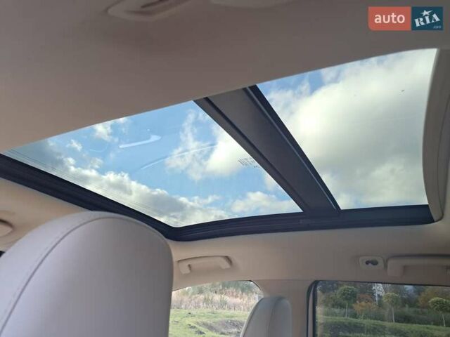 Білий Вольво ХС60, об'ємом двигуна 3 л та пробігом 190 тис. км за 14500 $, фото 16 на Automoto.ua