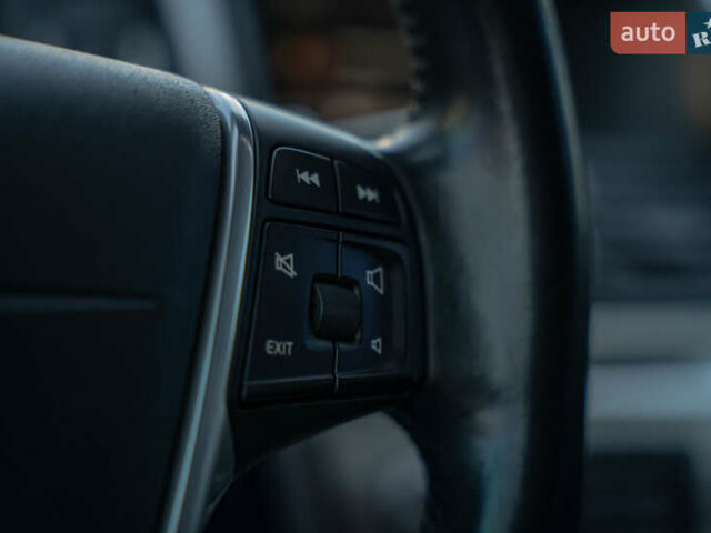 Білий Вольво ХС60, об'ємом двигуна 2.4 л та пробігом 110 тис. км за 23900 $, фото 23 на Automoto.ua